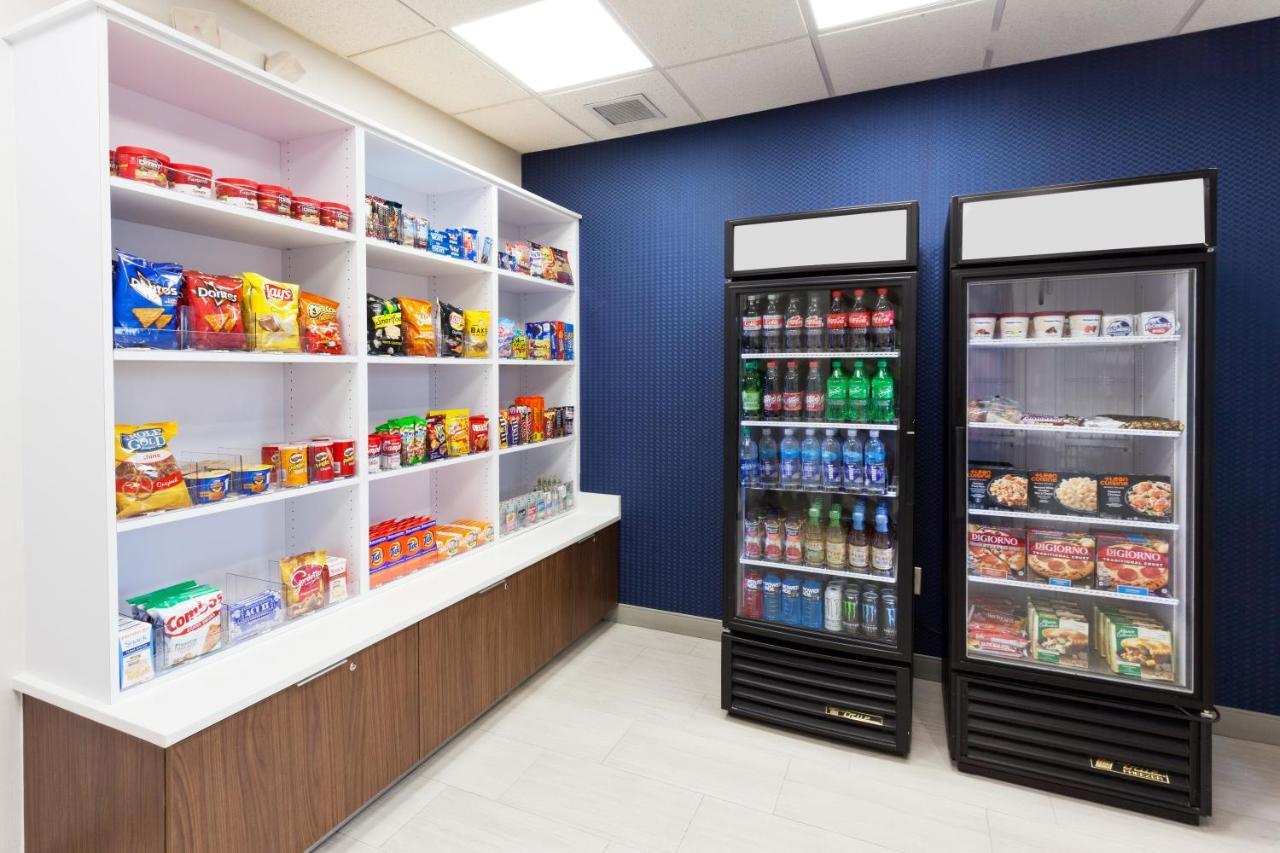 Express & Boyd-cooper Parkway By Ihg 2*