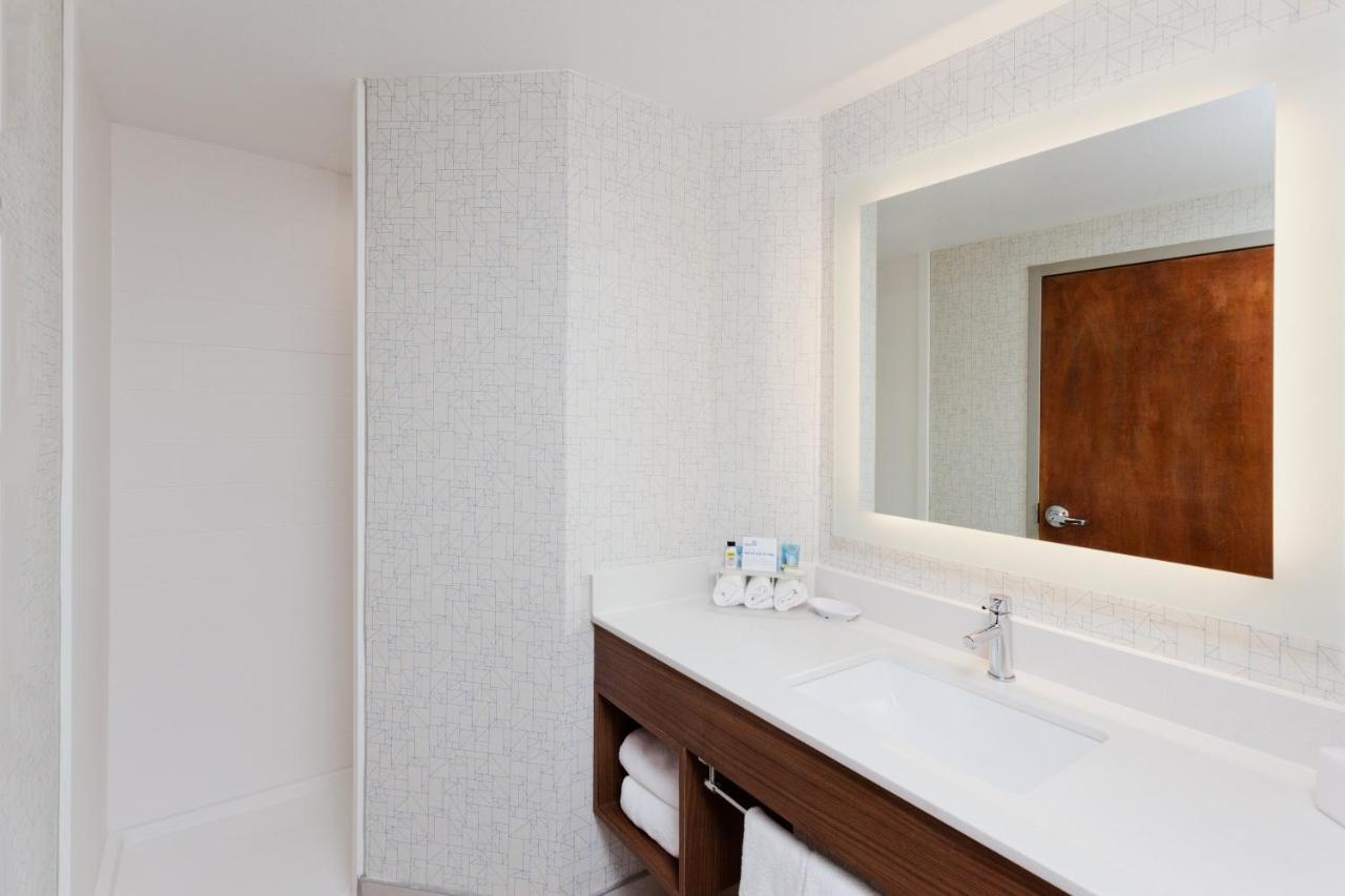 Express & Boyd-cooper Parkway By Ihg 2* Montgomery
