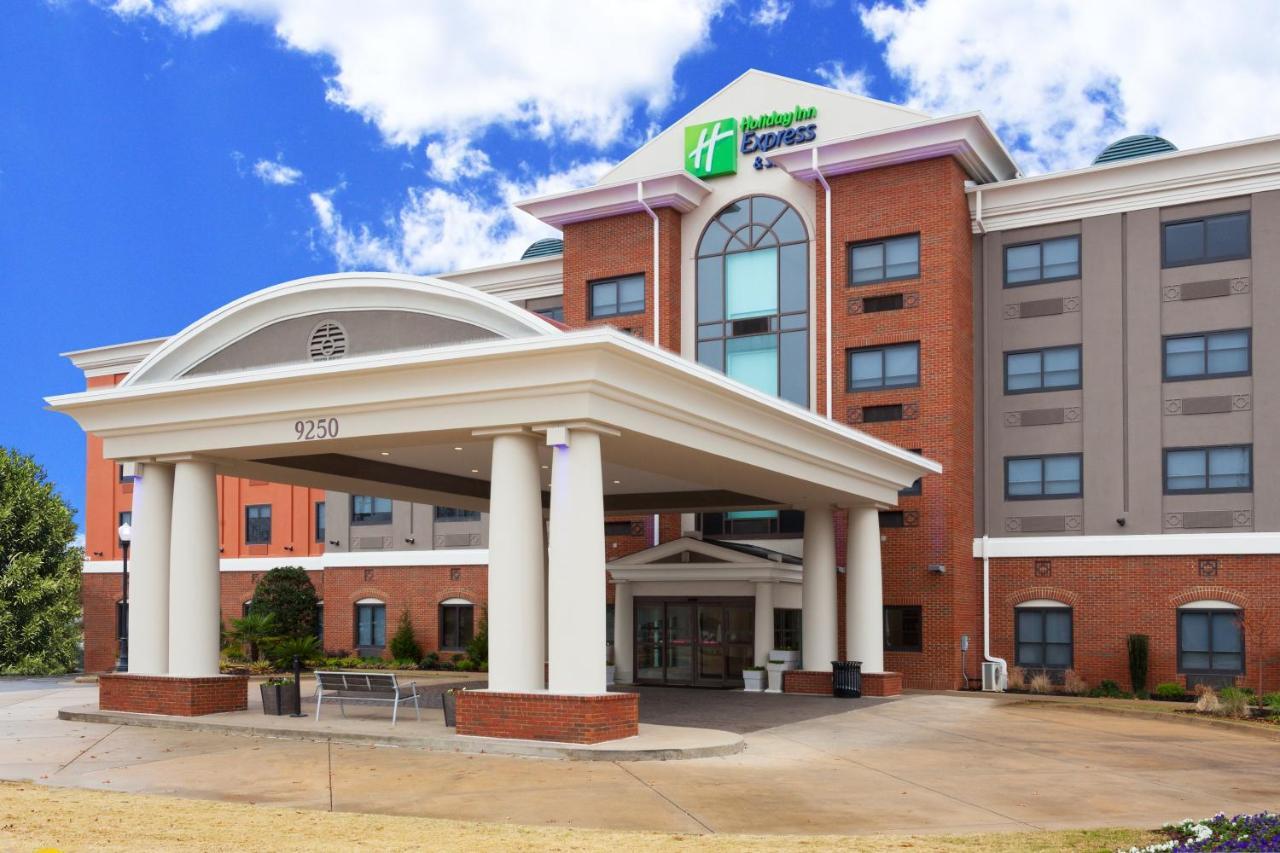 Express & Boyd-cooper Parkway By Ihg 2*