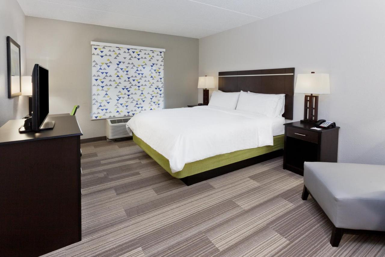 Express & Boyd-cooper Parkway By Ihg Hotel
