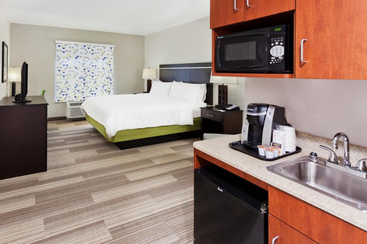 Express & Boyd-cooper Parkway By Ihg Montgomery