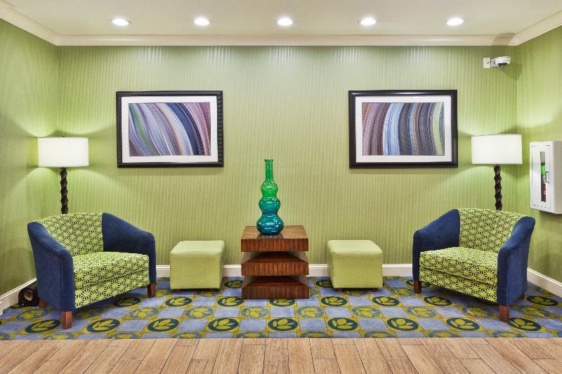 Express & Boyd-cooper Parkway By Ihg Hotel 2*