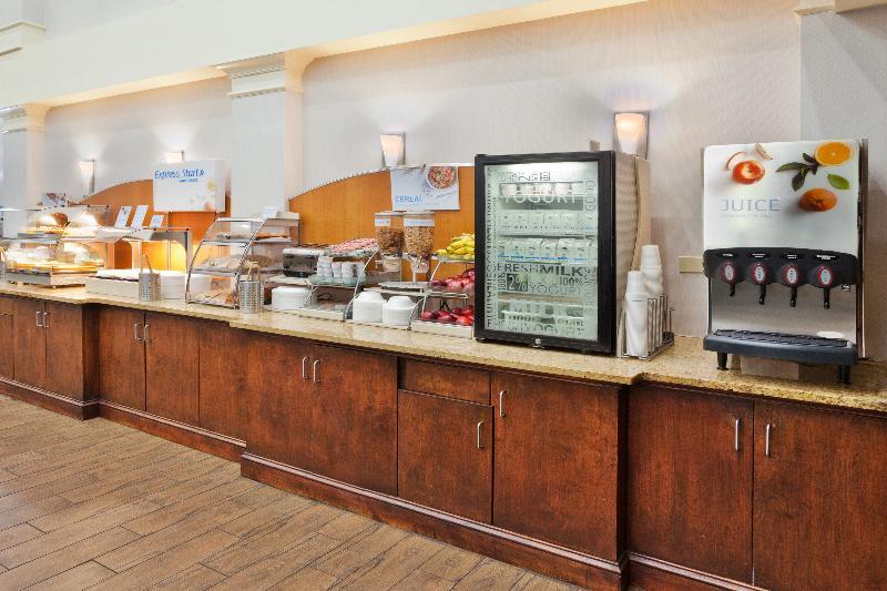 Express & Boyd-cooper Parkway By Ihg Montgomery
