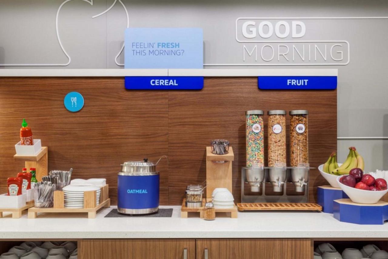 Express & Boyd-cooper Parkway By Ihg Hotel